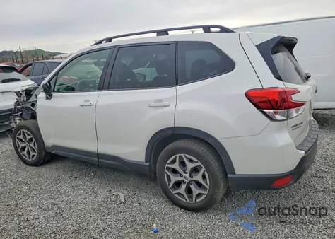 2022 Subaru Forester Premium z USA, uszkodzony, nr VIN JF2SKADC7NH430440